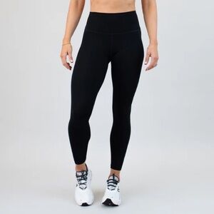 Fleo Black High-Rise Leggings